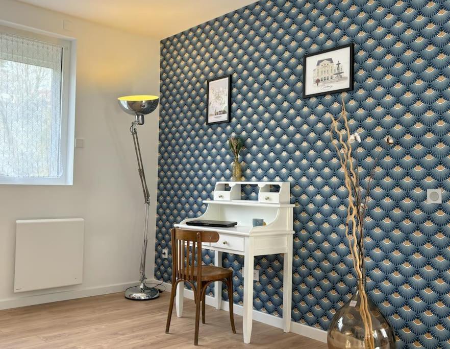 Duplex Parapluies De Cherbourg Netflix Parking Esterno foto